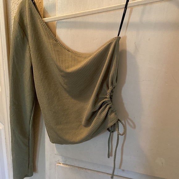 Forever 21 - Picture 2 of 3